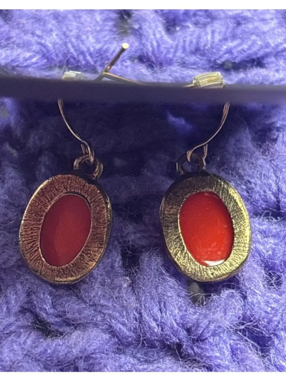 Shimmery Faceted Orange Rhinestone Oval Dangle Earrings Goldtone 0.75 inch